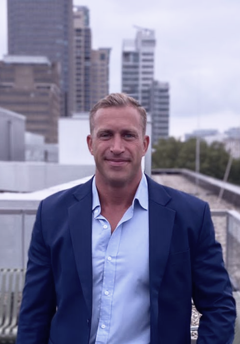 Responsive Big Tablet Image